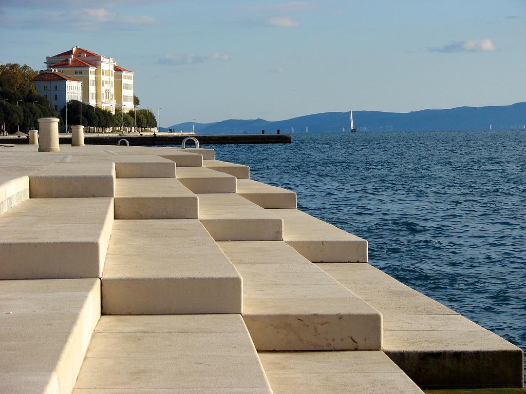 Apartments Mony Zadar Bagian luar foto
